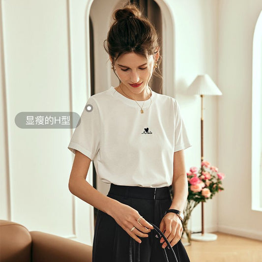 Minimalist Blue Herat Embroidered T-Shirt 👕