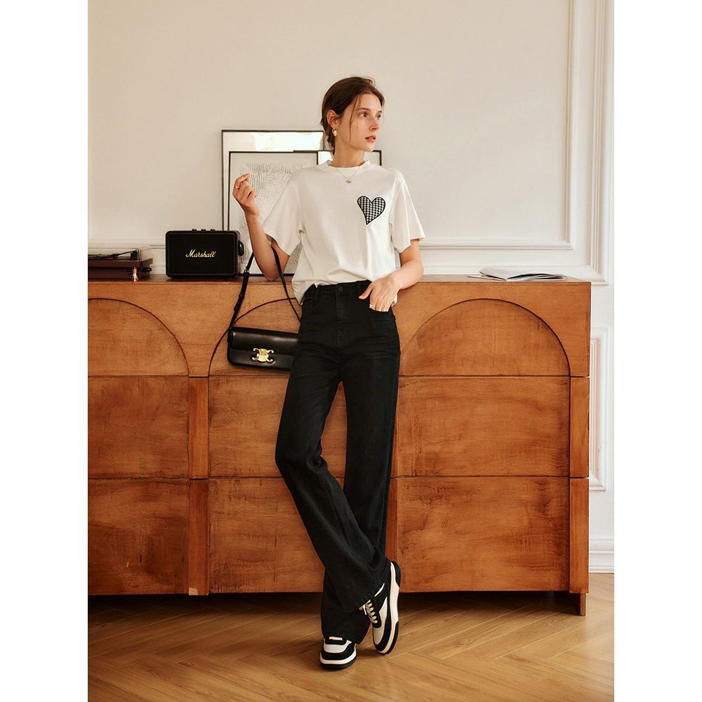 Chic Houndstooth Heart T-Shirt 👕