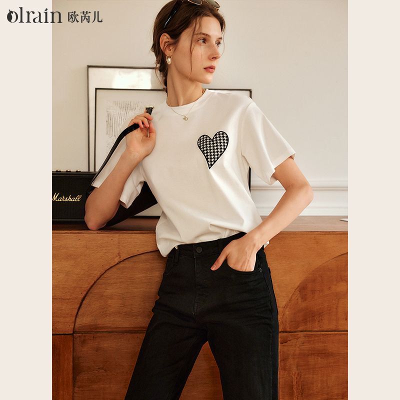 Chic Houndstooth Heart T-Shirt 👕